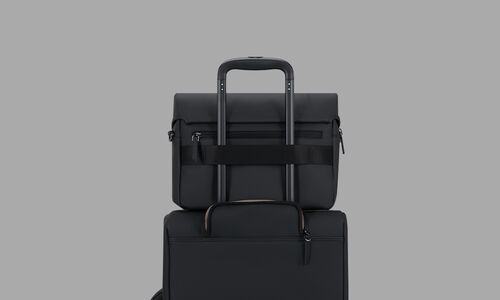 Tył