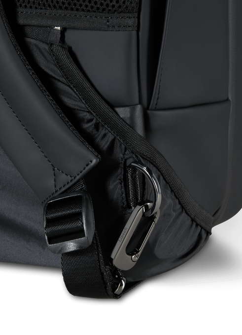 Lipault Lost In Berlin Backpack Pro With Wheels  Czarny Lipault Lost In Berlin Backpack Pro With Wheels  Czarny