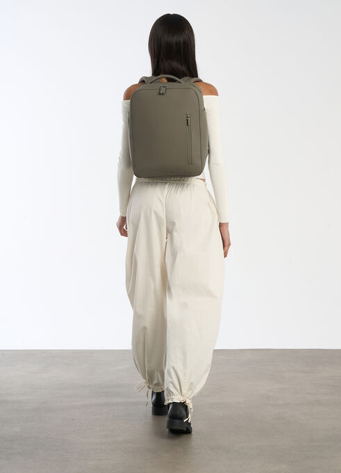 Lost In Berlin Lekki plecak podr&oacute;żny 15.6"