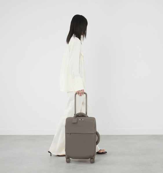 Lost In Berlin Walizka kabinowa 55cm