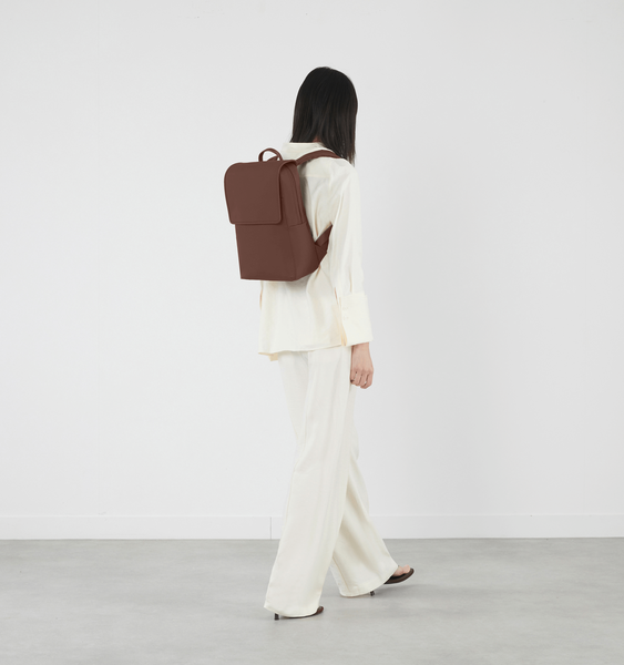 Lost In Berlin Plecak Square 15" Lost In Berlin Plecak Square 15"